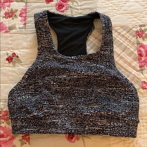 Lululemon sports bra size 2